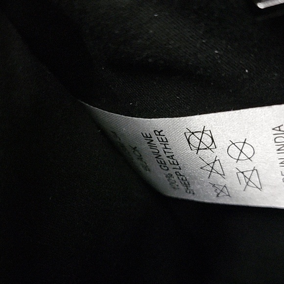 NWT Stylism Denmark Diagonal Quilted Pillow Hourglass Crush Chain Shoulder Bag - Picture 7 of 7